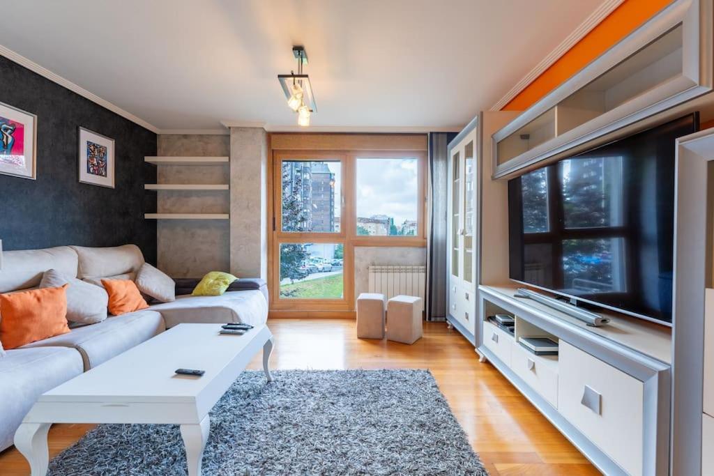 Apartamento En El Corazon De La Ciudad Con Parking 산탄데르 외부 사진