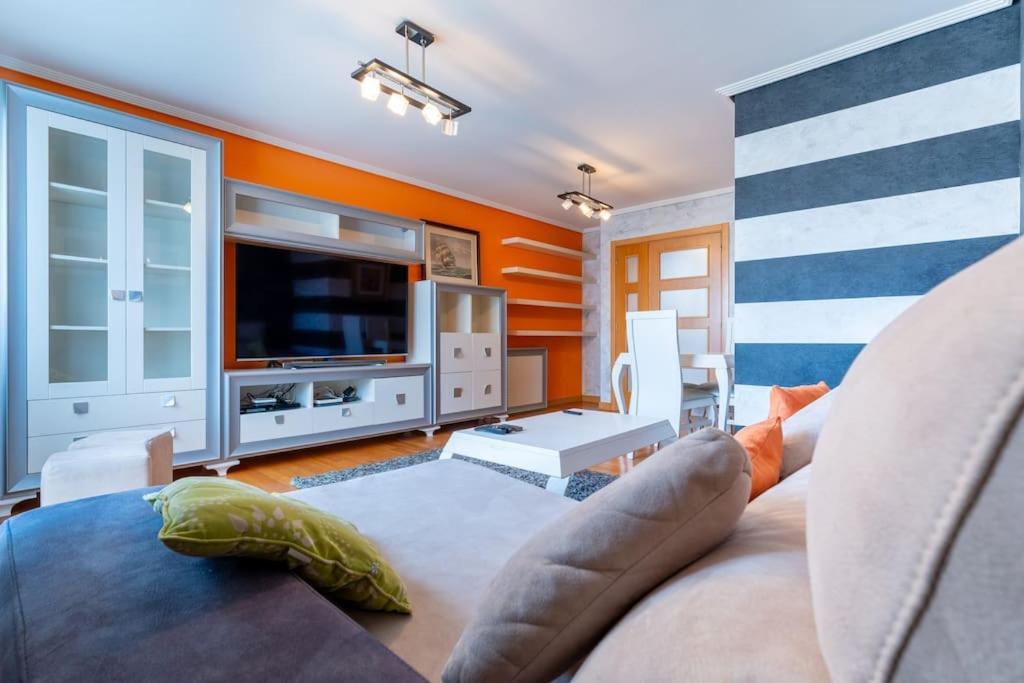 Apartamento En El Corazon De La Ciudad Con Parking 산탄데르 외부 사진